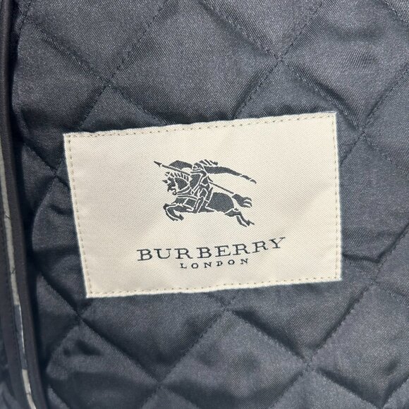 Burberry Black and Cream Checkered Utility Jacket - Picture 8 of 12